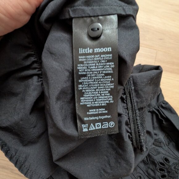 Little Moon (Aritizia) Large Embroidered Eyelet Blouse Black Puff Sleeve Top - Picture 8 of 9